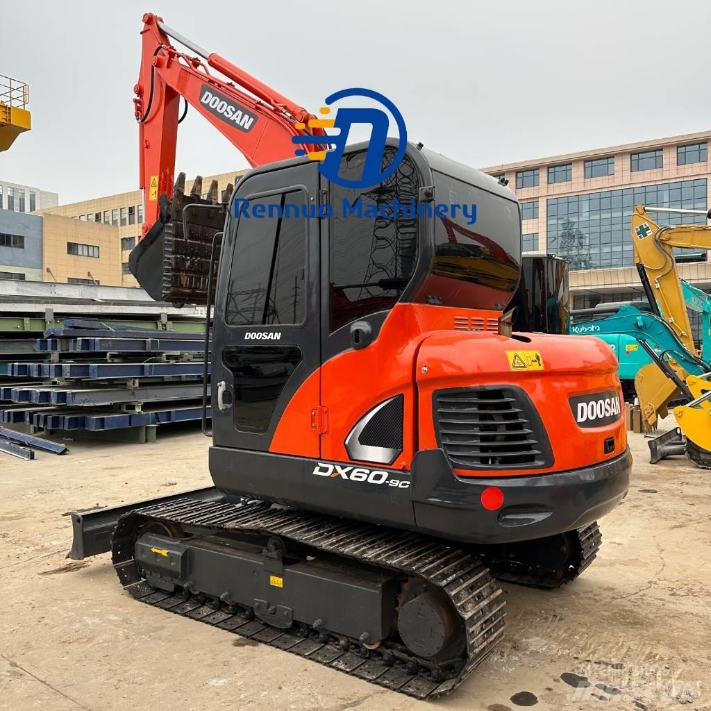 Doosan DX 60 Мини екскаватори < 7 т