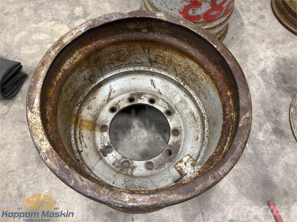 Valmet 860 24x26,5 Гуми