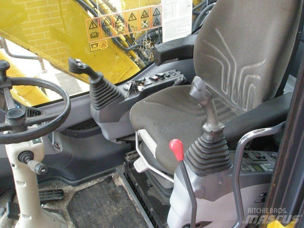 Komatsu PW140-7 Колесни екскаватори