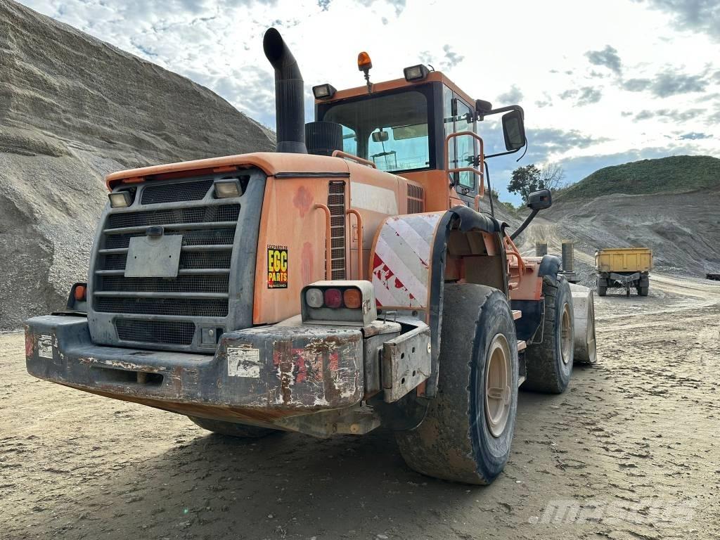 Doosan DL 300 Колесни товарачи