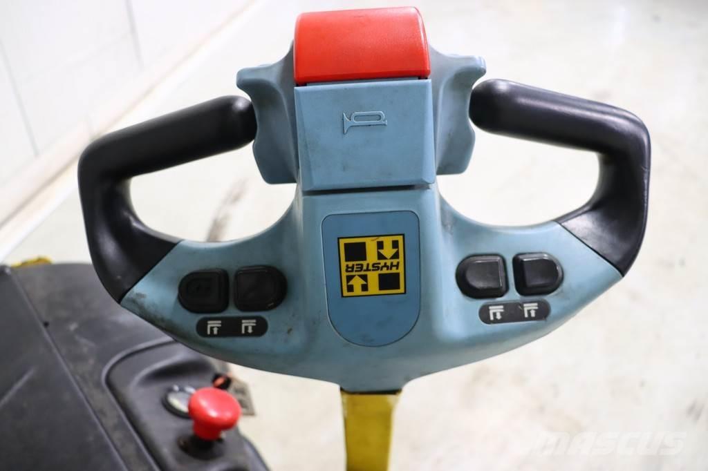 Hyster S1.0 AC Колички високоповдигачи с теглич