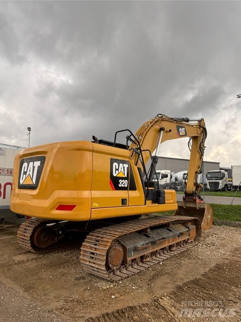 CAT 320 Верижен екскаватор