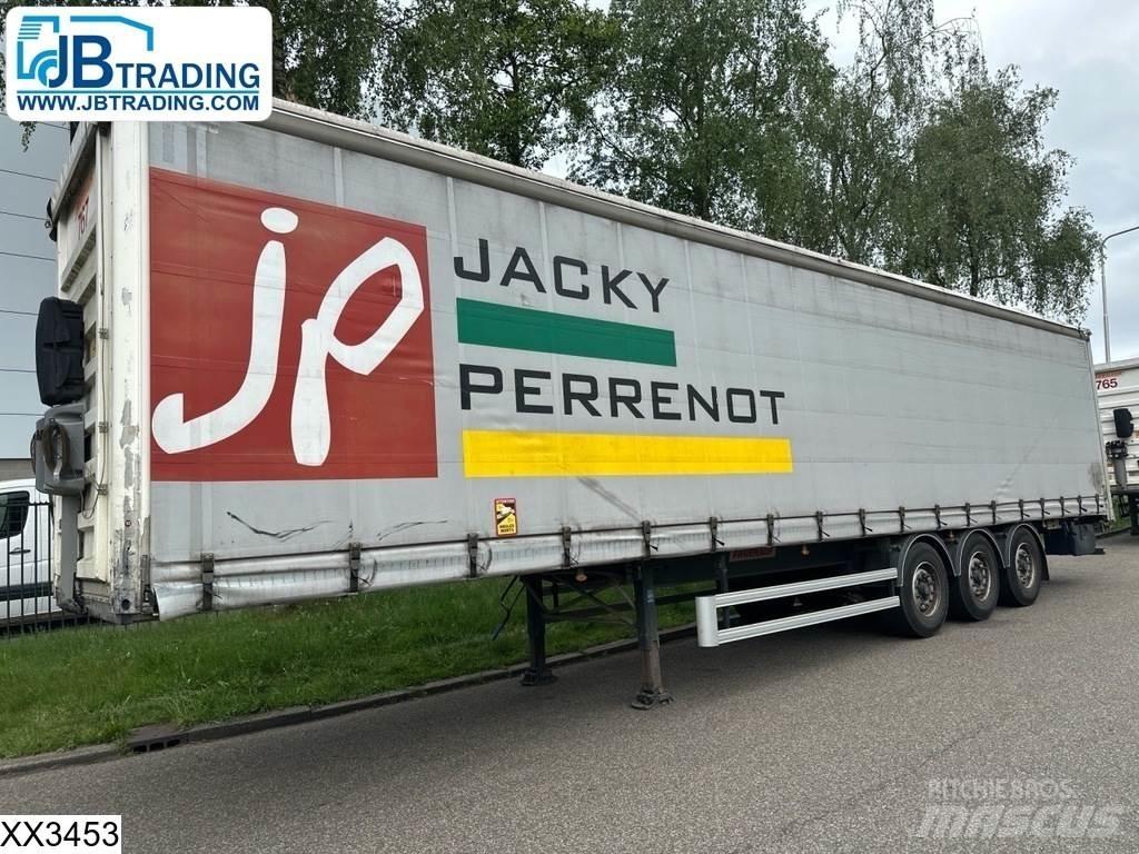 Fruehauf Tautliner Брезентови полуремаркета
