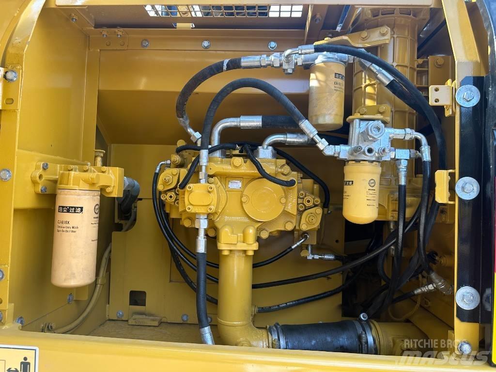 CAT CAT330 Средни екскаватори 7т - 12т