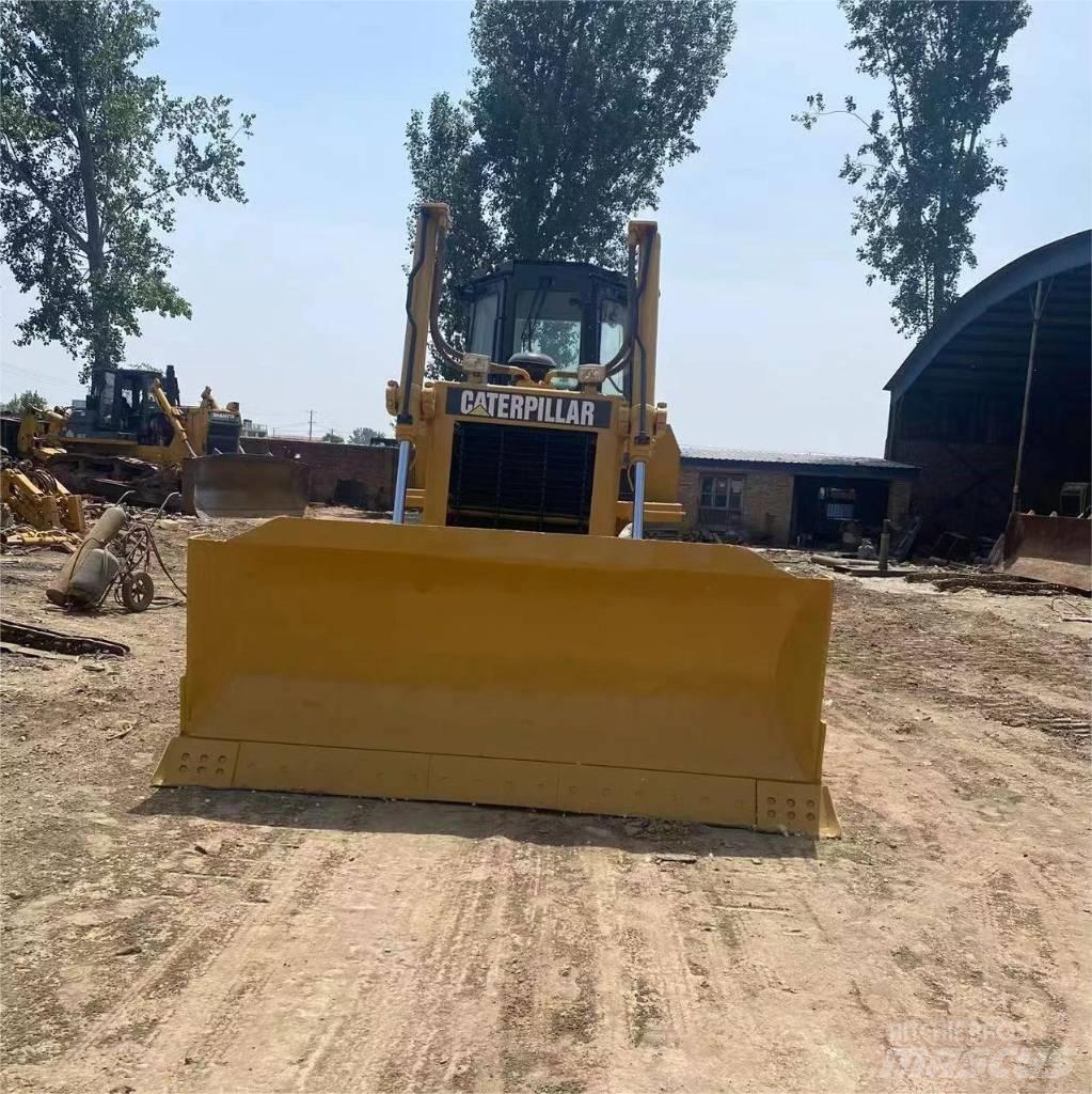 CAT D 7 G Верижни булдозери
