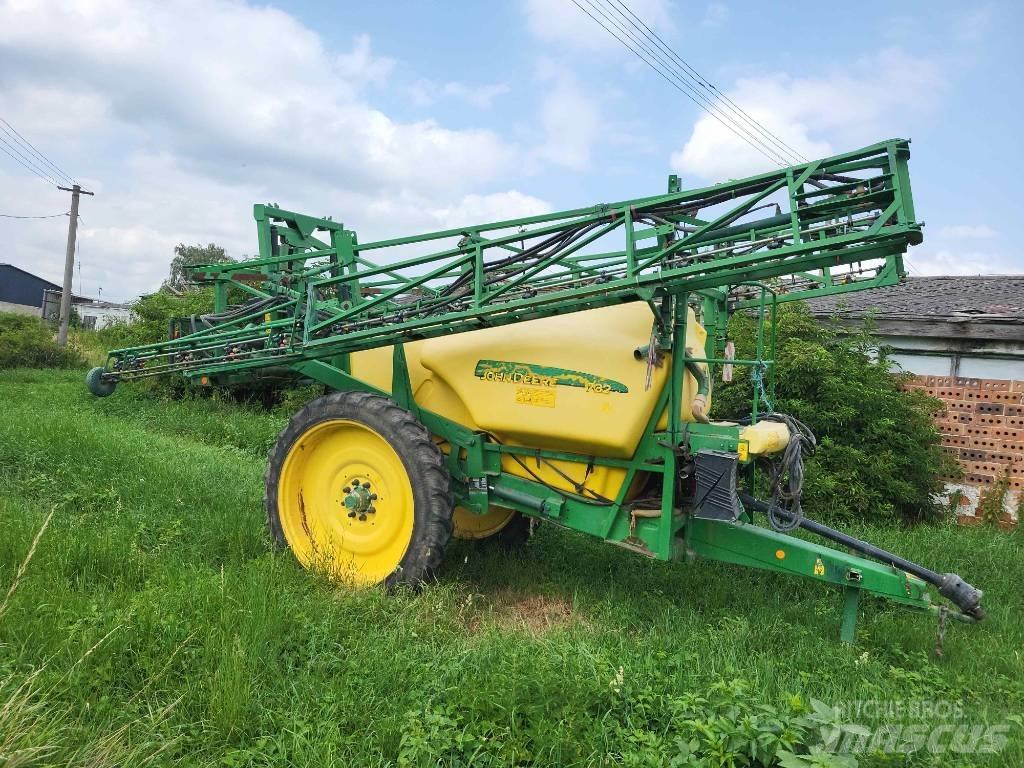 John Deere 732 Прикачни пръскачки
