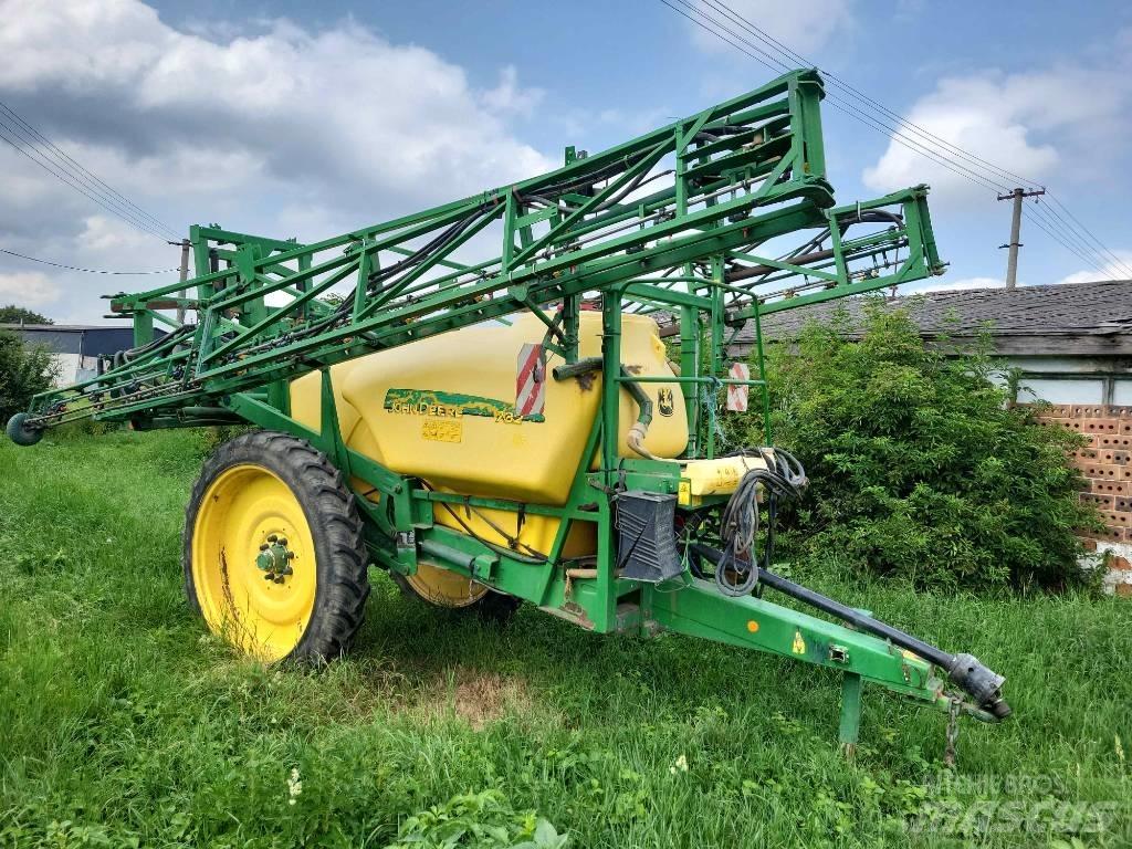 John Deere 732 Прикачни пръскачки
