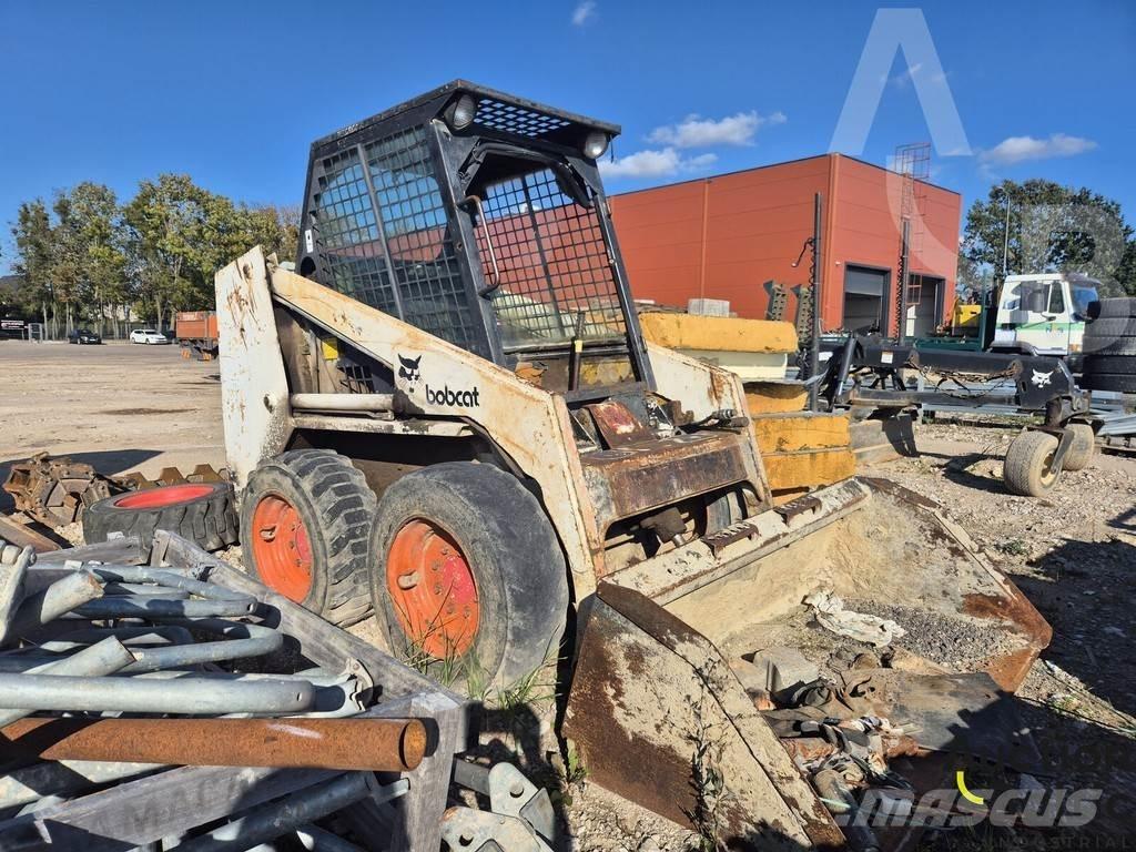 Bobcat 743 Мини товарачи
