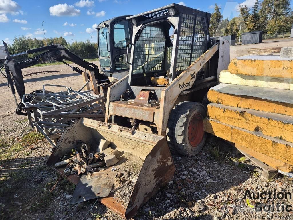 Bobcat 743 Мини товарачи
