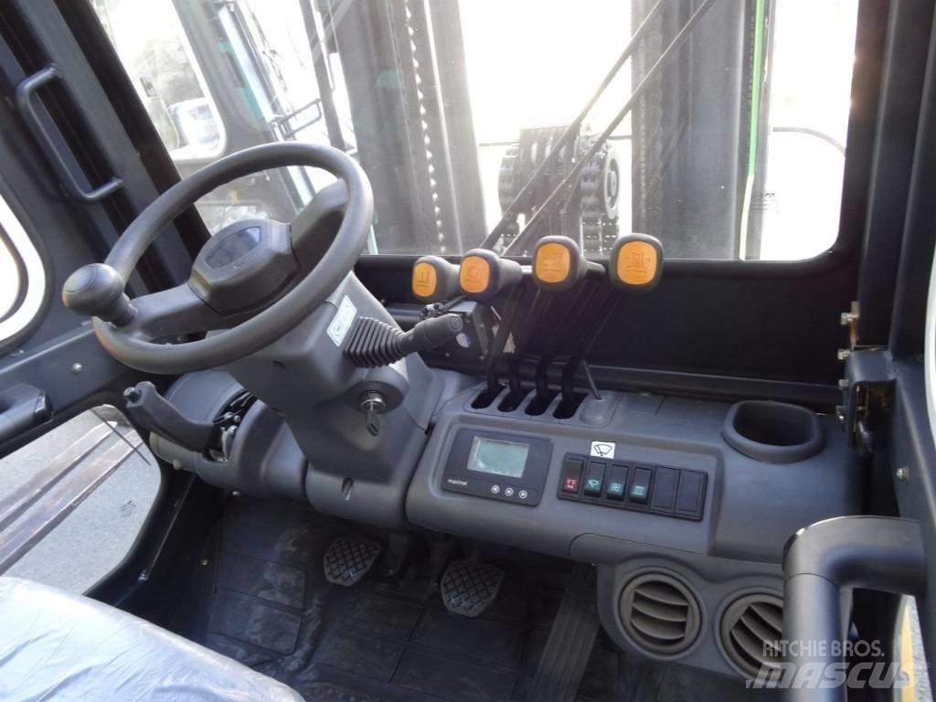 Maximal FD35AGK Дизелови камиони