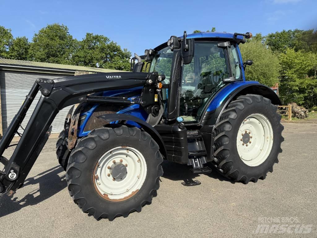Valtra N 134 Active Трактори