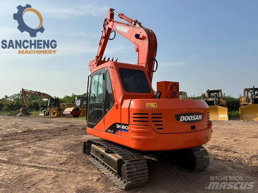 Doosan DH 80 Средни екскаватори 7т - 12т