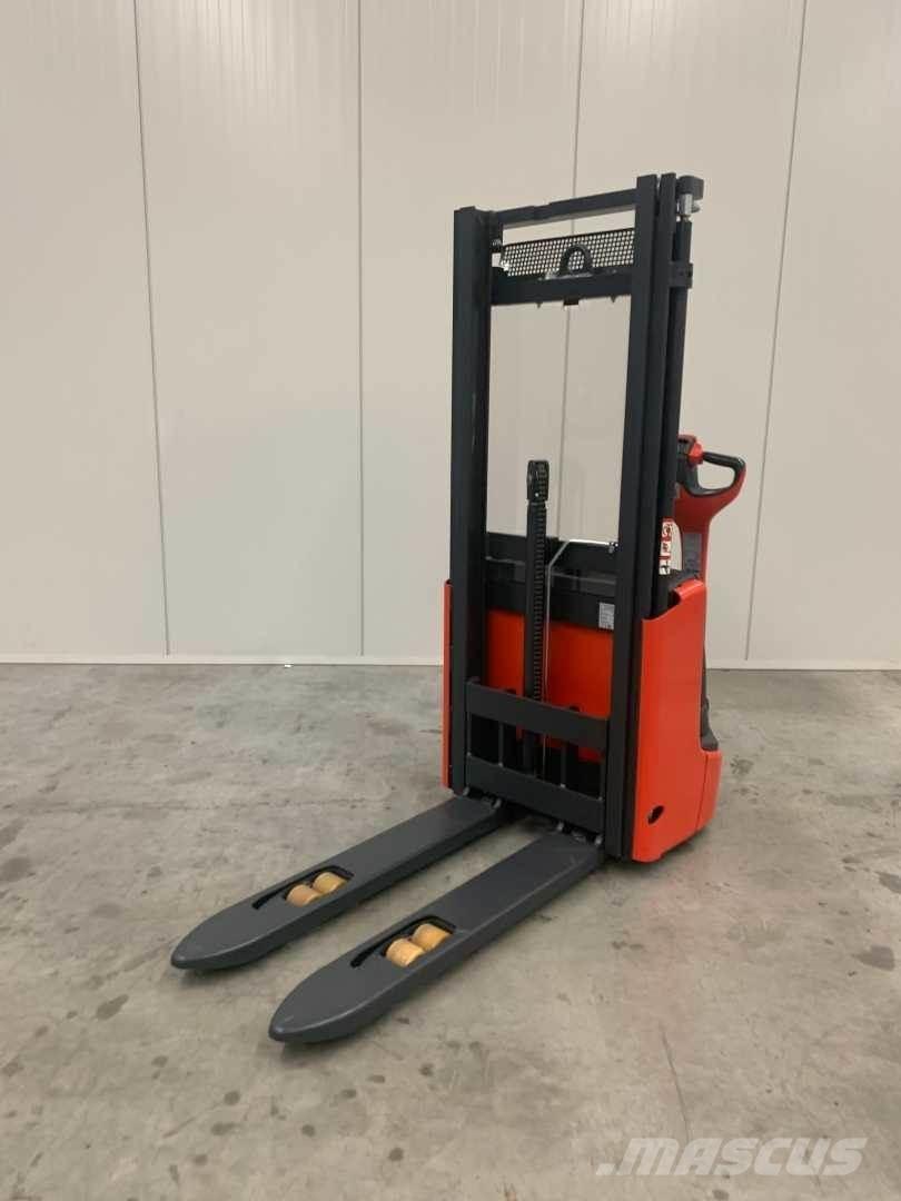Linde L10 Самоходни товарачи