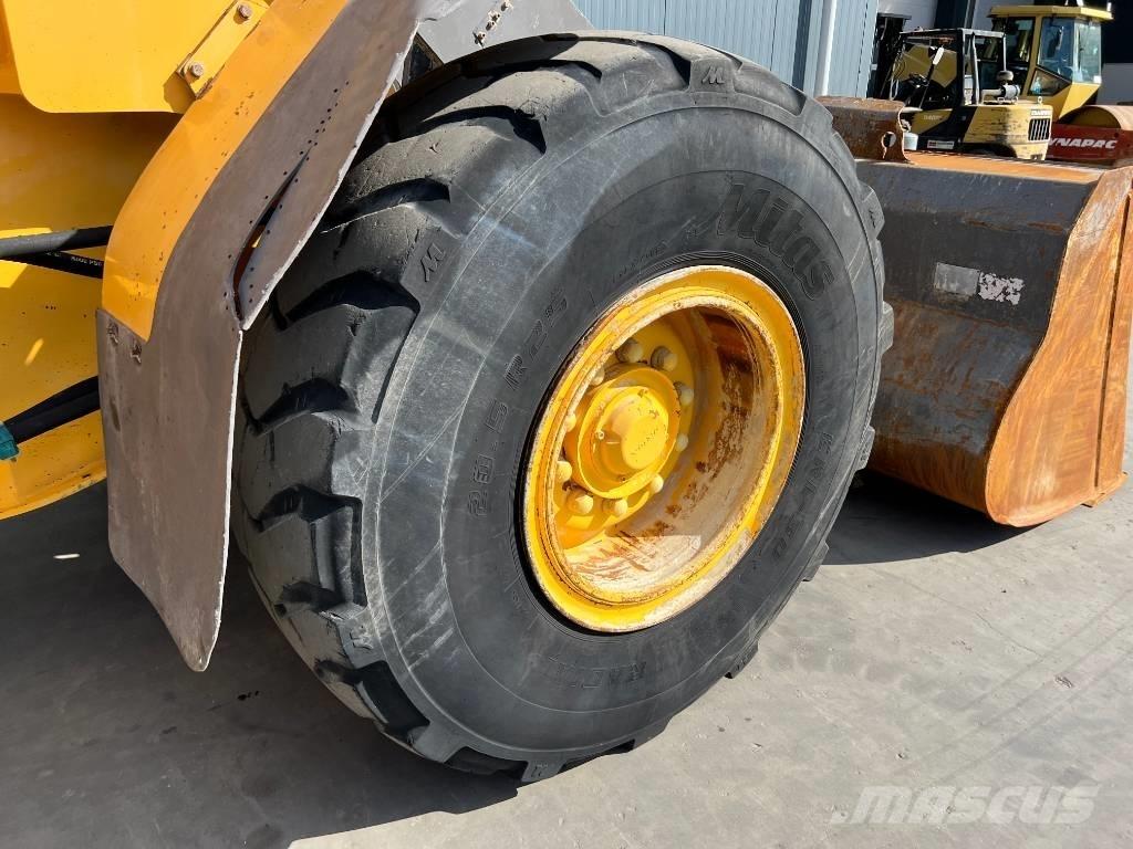 Volvo L60E Колесни товарачи