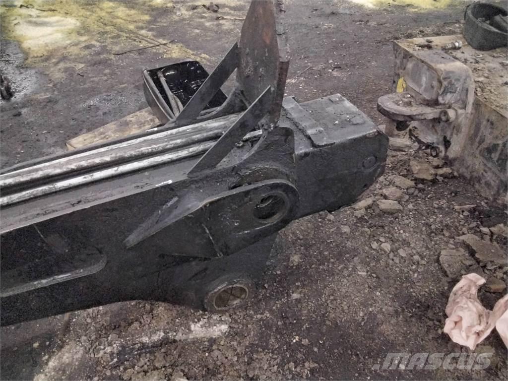 Valmet CRF14 Претоварващи кранове