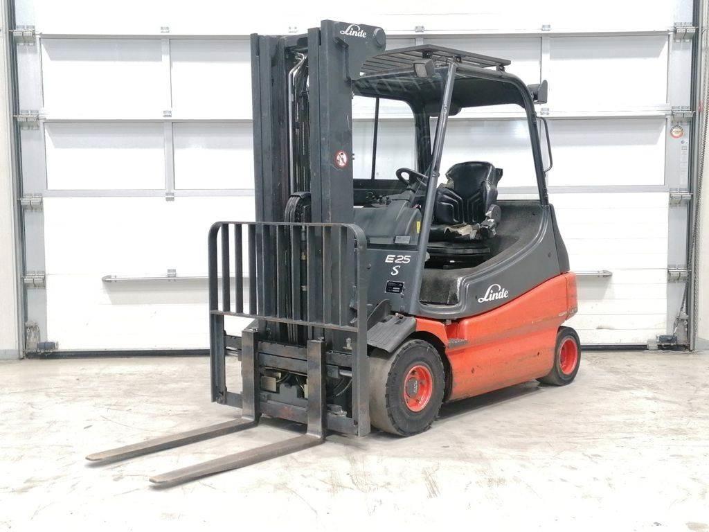 Linde E25-03 Електрически вилични кари-повдигачи