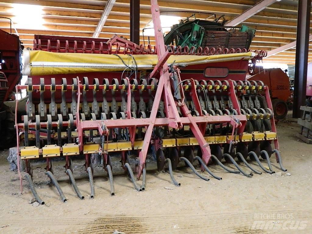Väderstad Rapid400C Редосеялки