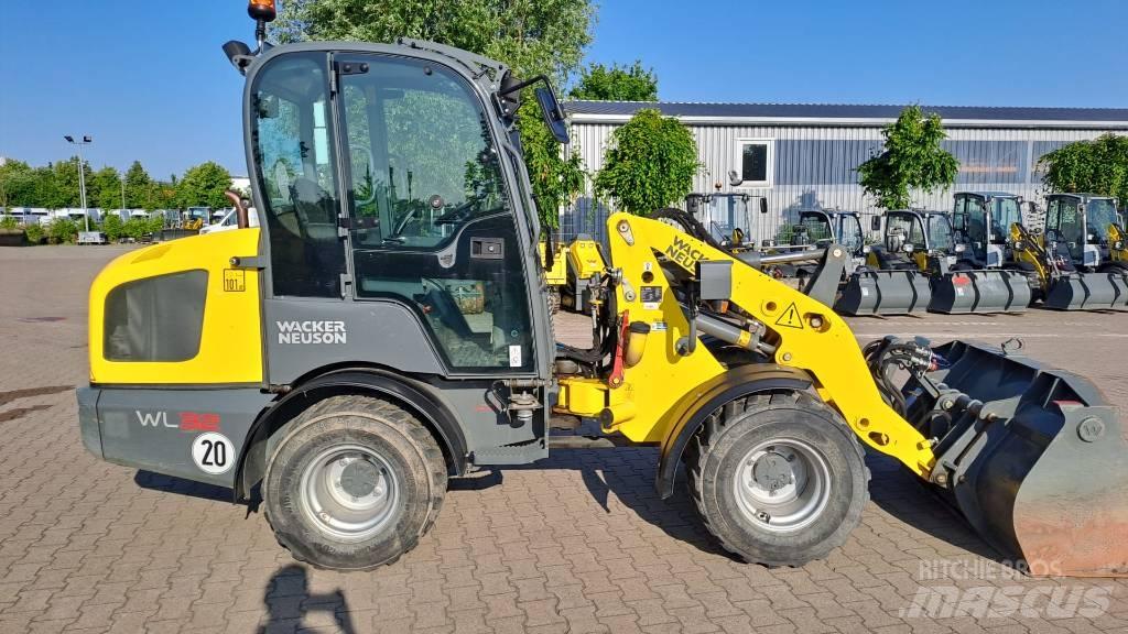 Wacker Neuson WL32 Колесни товарачи