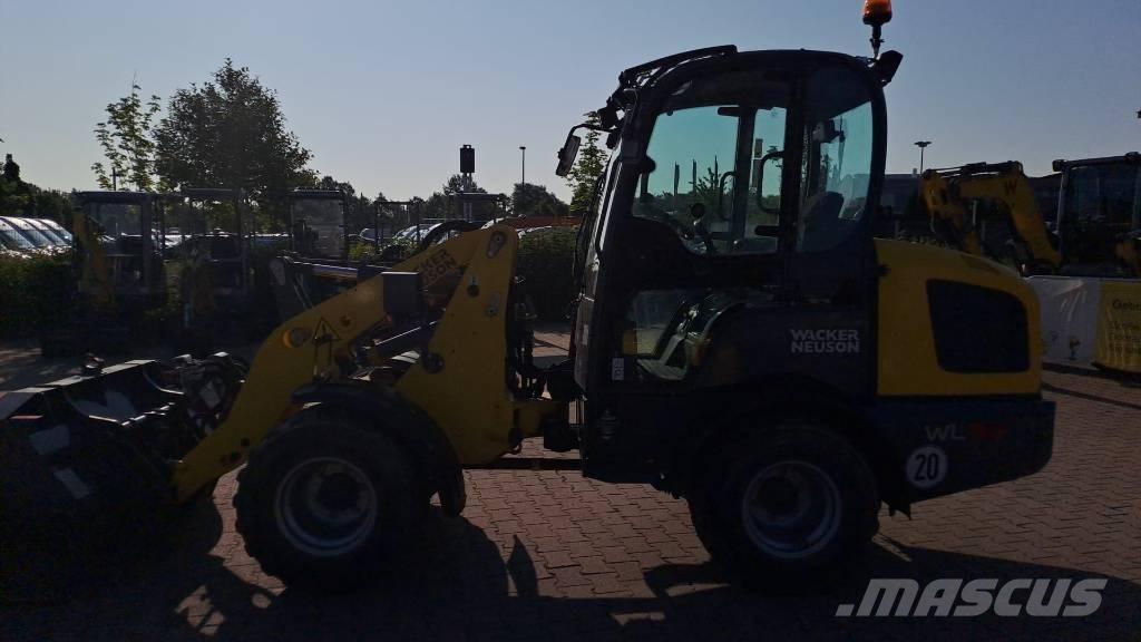 Wacker Neuson WL32 Колесни товарачи