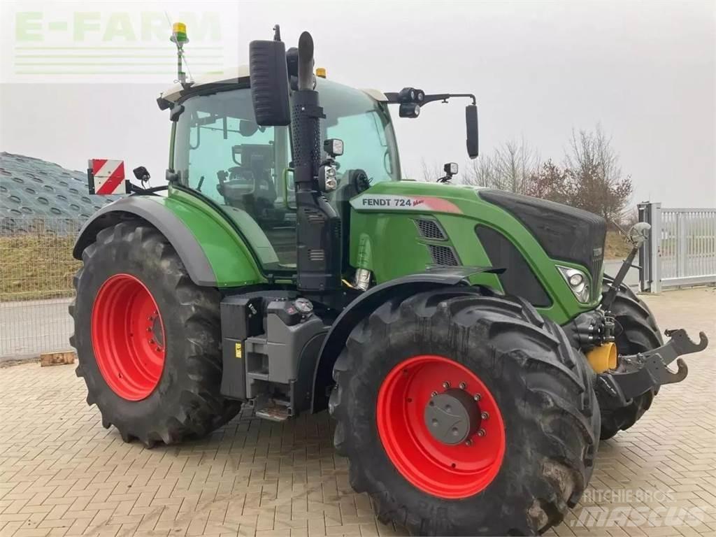 Fendt 724 s4 profi+ Трактори