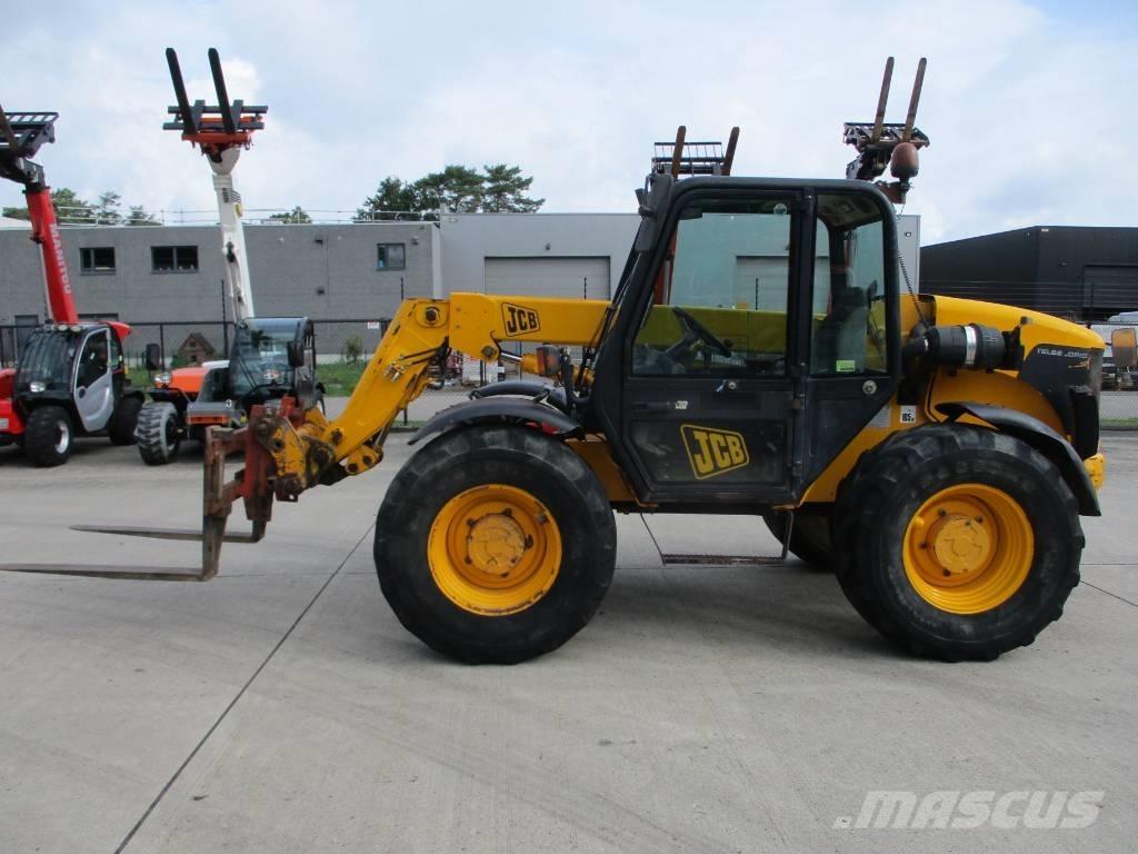 JCB 526 S (628) Телескопични товарачи