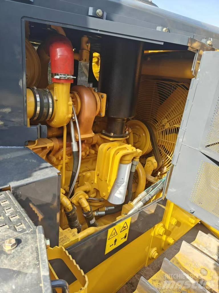 Shantui S32 Верижен екскаватор