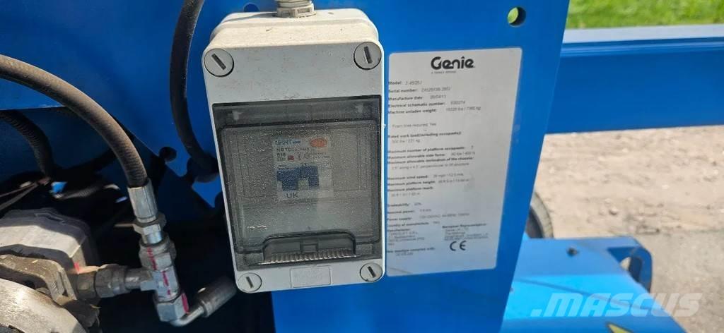 Genie Z/45/25j Съчленени стрелови подемници
