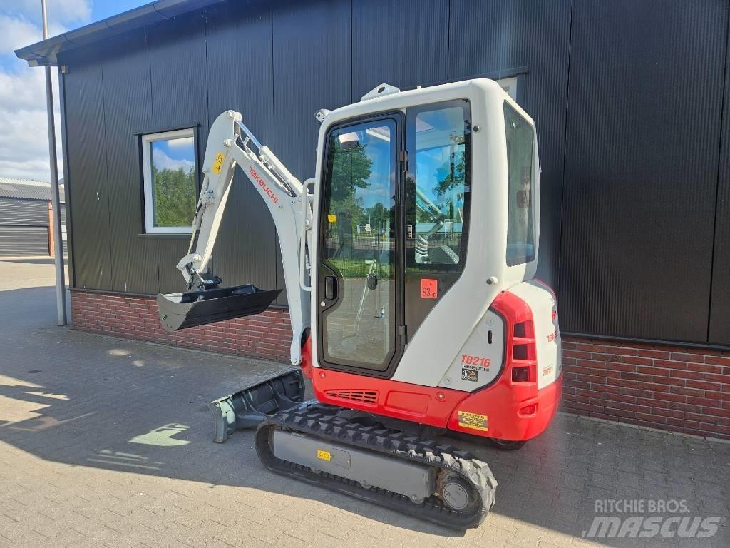 Takeuchi TB 216 Мини екскаватори < 7 т