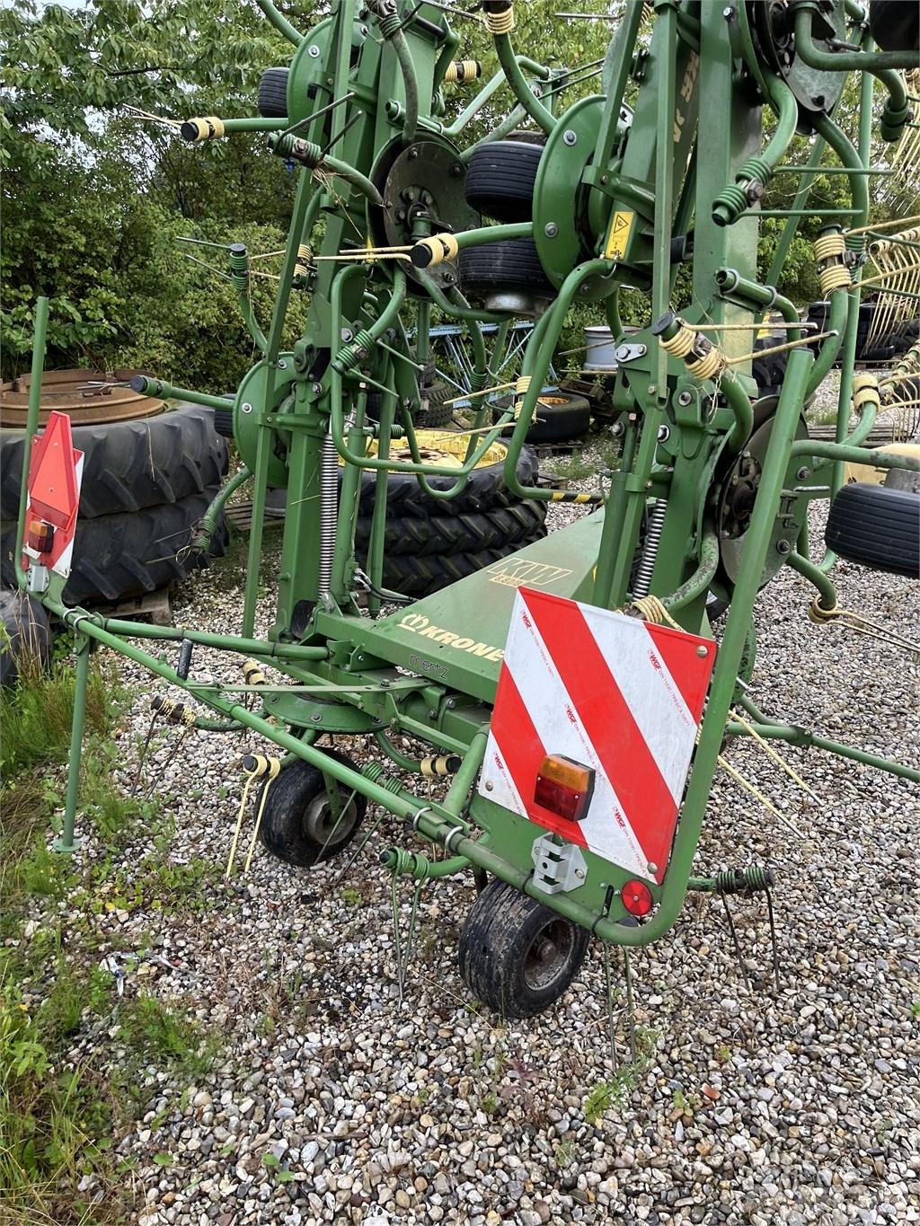 Krone KW 8.82/8 Гребла и сенообръщачки