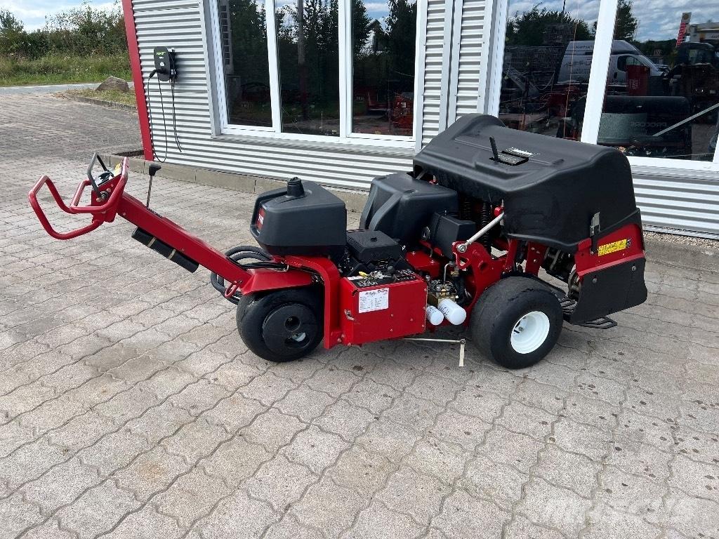 Toro Procore 648 Оборудване за аериране и отстраняване на мъртви листа от тревни площи
