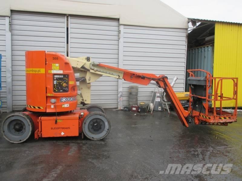 JLG E 300 AJ Съчленени стрелови подемници