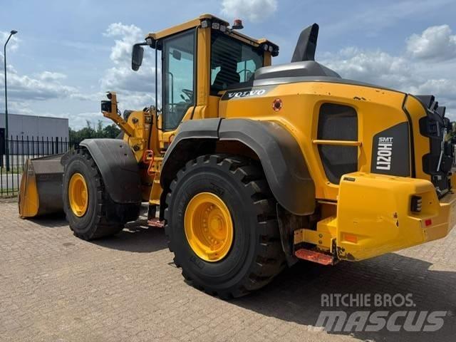 Volvo L 120 H Колесни товарачи