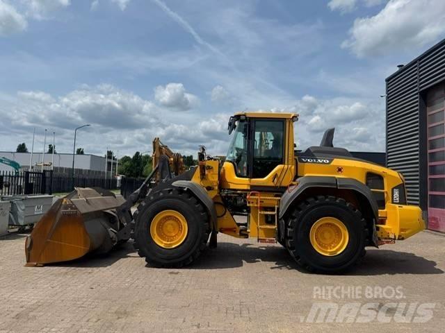 Volvo L 120 H Колесни товарачи