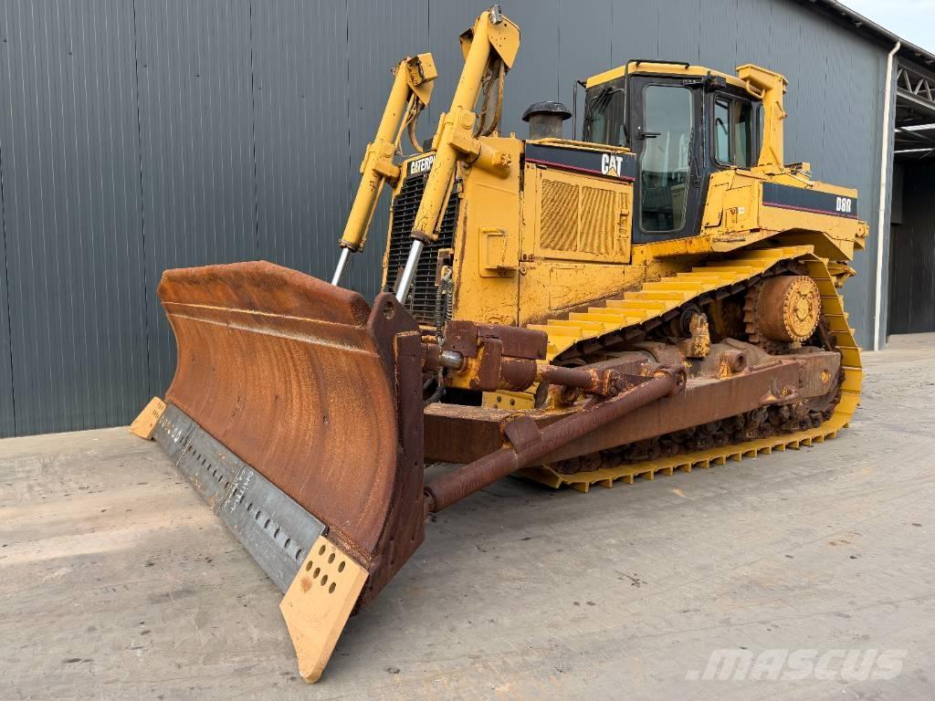 CAT D8R SERIES II Верижни булдозери
