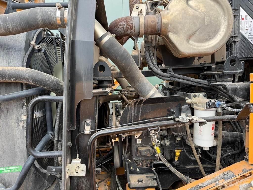 Hyundai HL960A Колесни товарачи