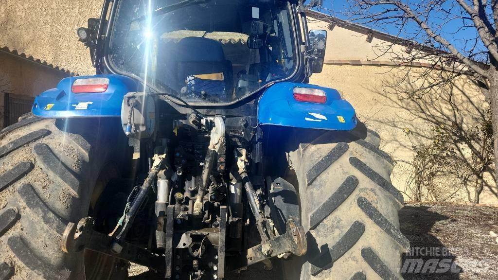 New Holland T 6.180 Трактори