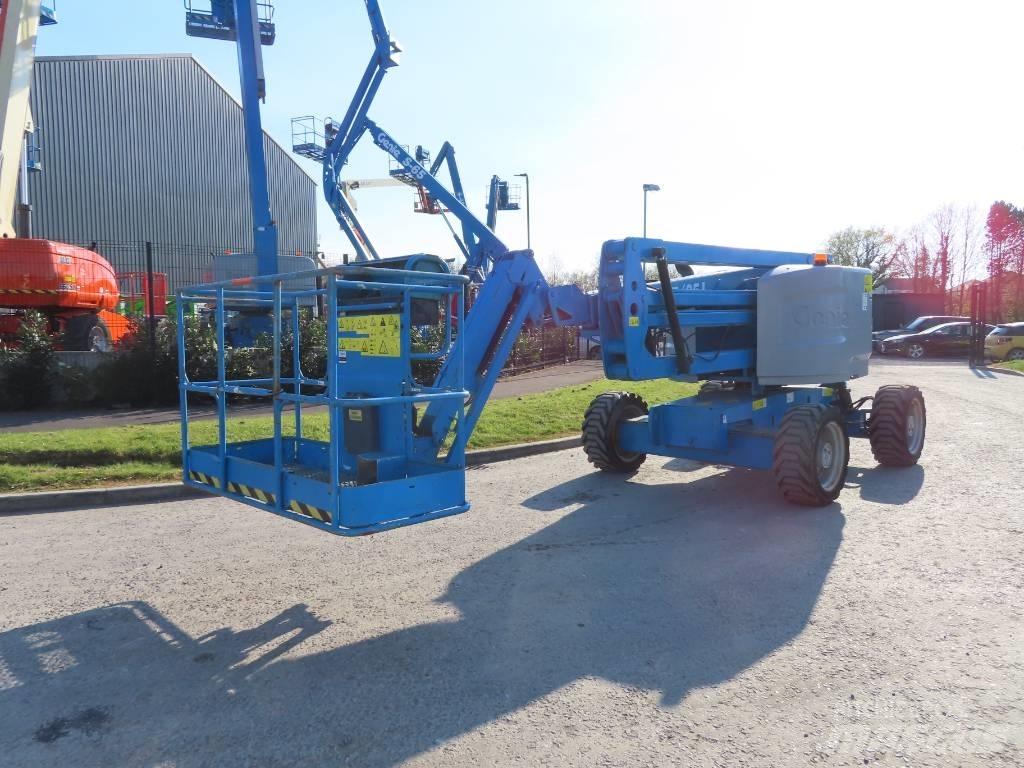 Genie Z 45/25 J Съчленени стрелови подемници