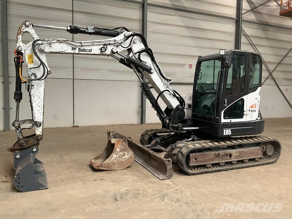Bobcat E 85 Средни екскаватори 7т - 12т