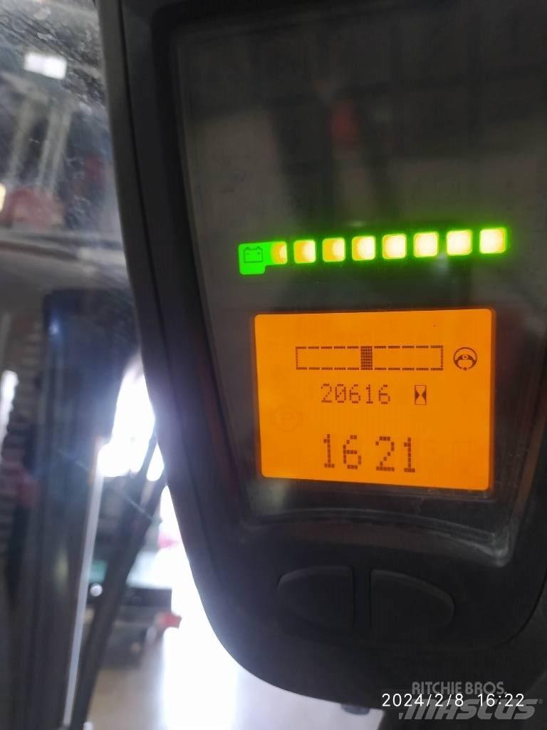 Linde E30/600 Електрически вилични кари-повдигачи