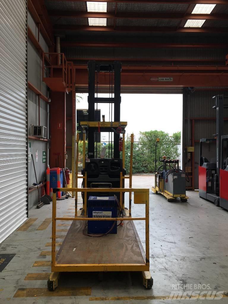 Hyster R30XMF2 Машини за комисиониране високоповдигачи