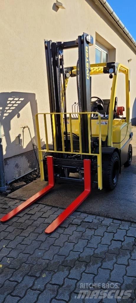 Hyster H 2.0 FT Камиони с АГУ