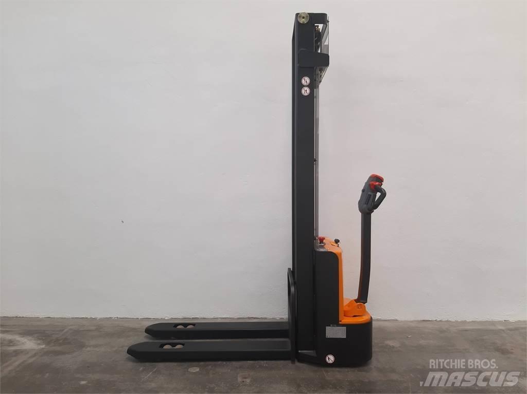  ES12 12ES 2S360 Колички високоповдигачи с теглич