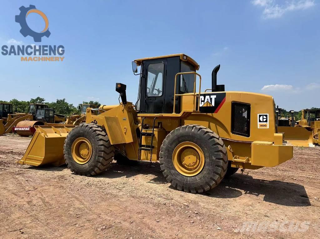 CAT 950G Колесни товарачи