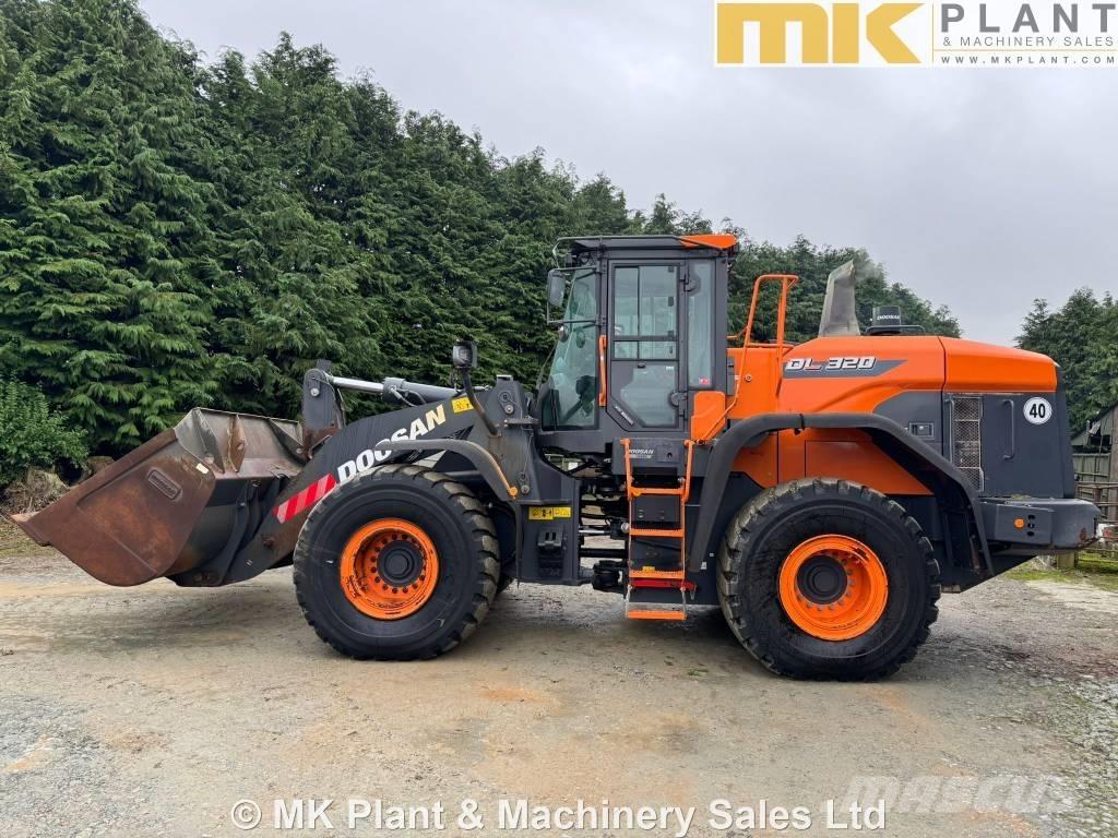 Doosan DL 320-7 Колесни товарачи