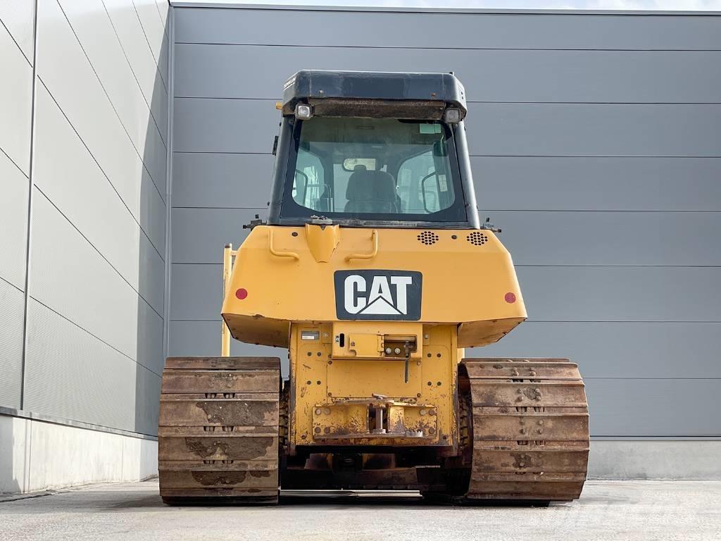 CAT D6K Верижни булдозери
