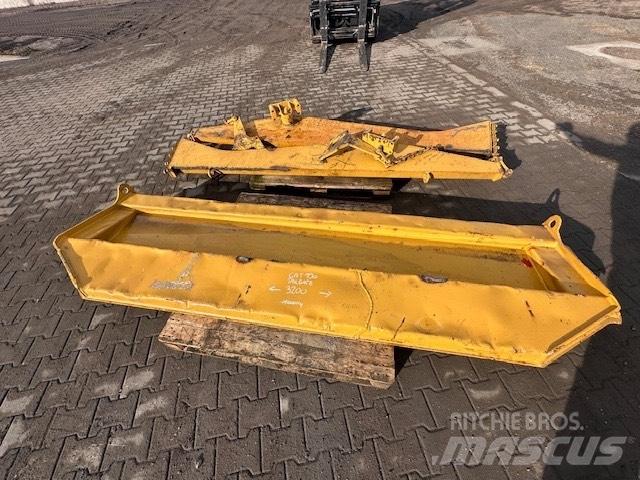 CAT 730 KLAPA Дъмпери/моторни превозни средства