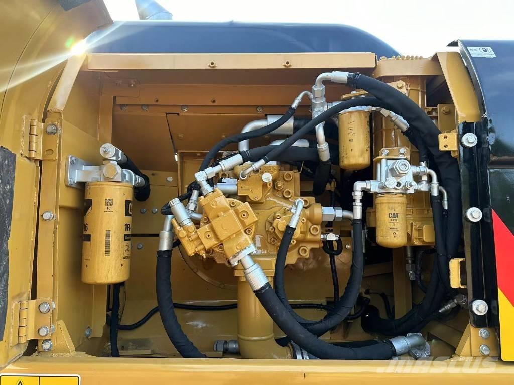 CAT 330D Верижен екскаватор