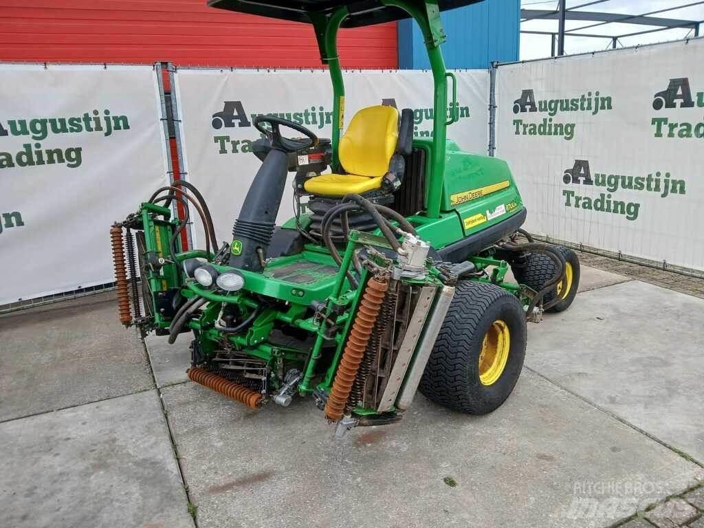 John Deere 8700 A Тракторни косачки