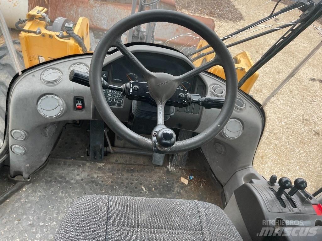 Volvo L 90 G Колесни товарачи