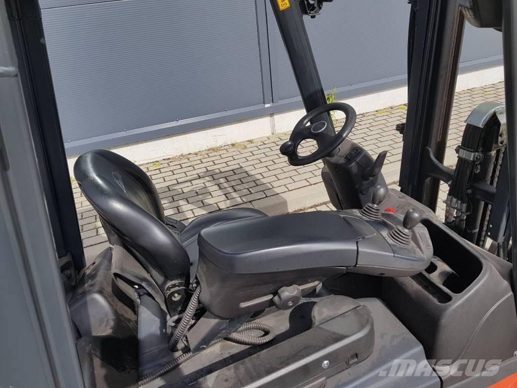 Linde E16C Електрически вилични кари-повдигачи
